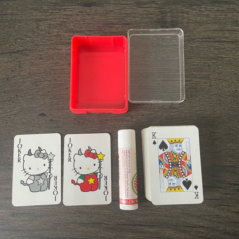Hello Kitty mini deck of playing cards - Picture 3 of 3